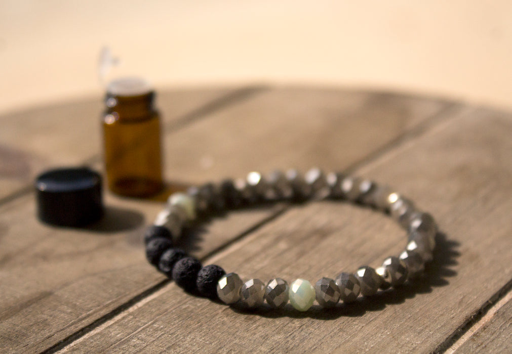 Diffuser Bracelet: Green & Silver Crystals